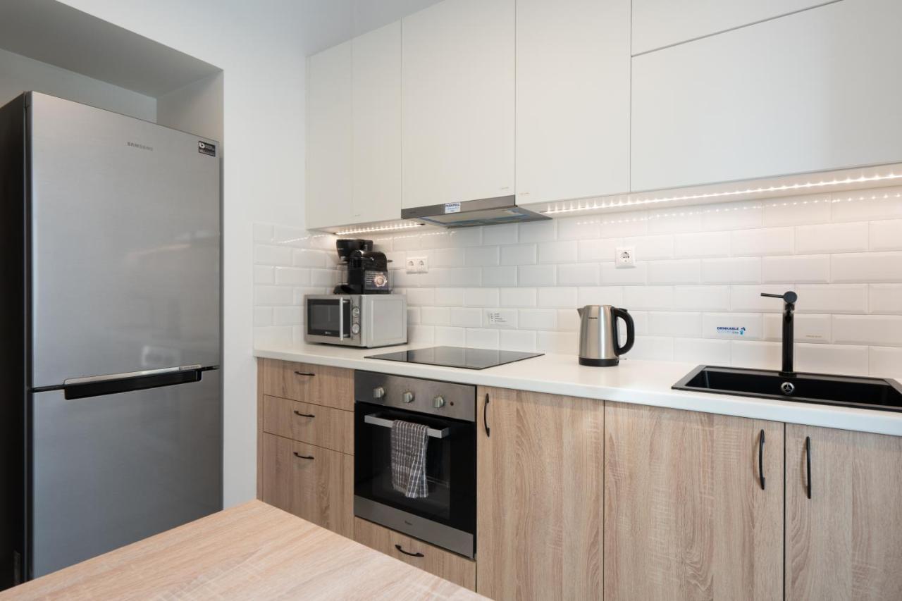 Classy Apartment In Koukaki, Walk To Metro & Acropolis Athens Exterior photo